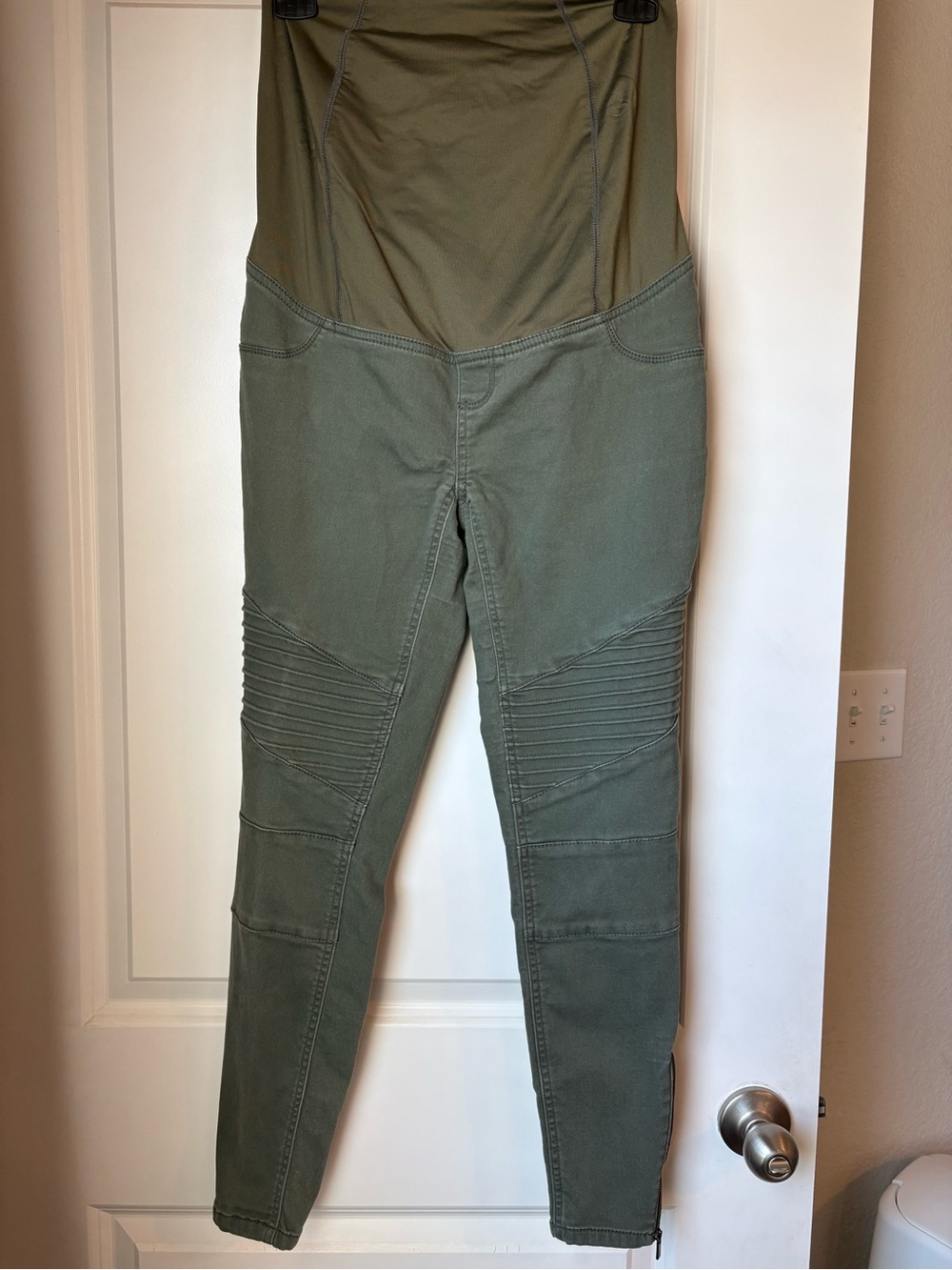 Women's Olive Maternity Moto Pants Size 2